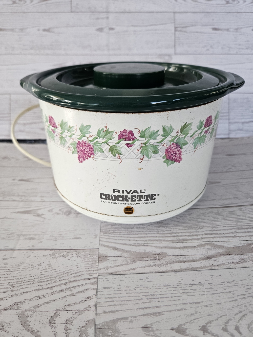 Rival Crock-Pot White & Green Stoneware Slow Cooker